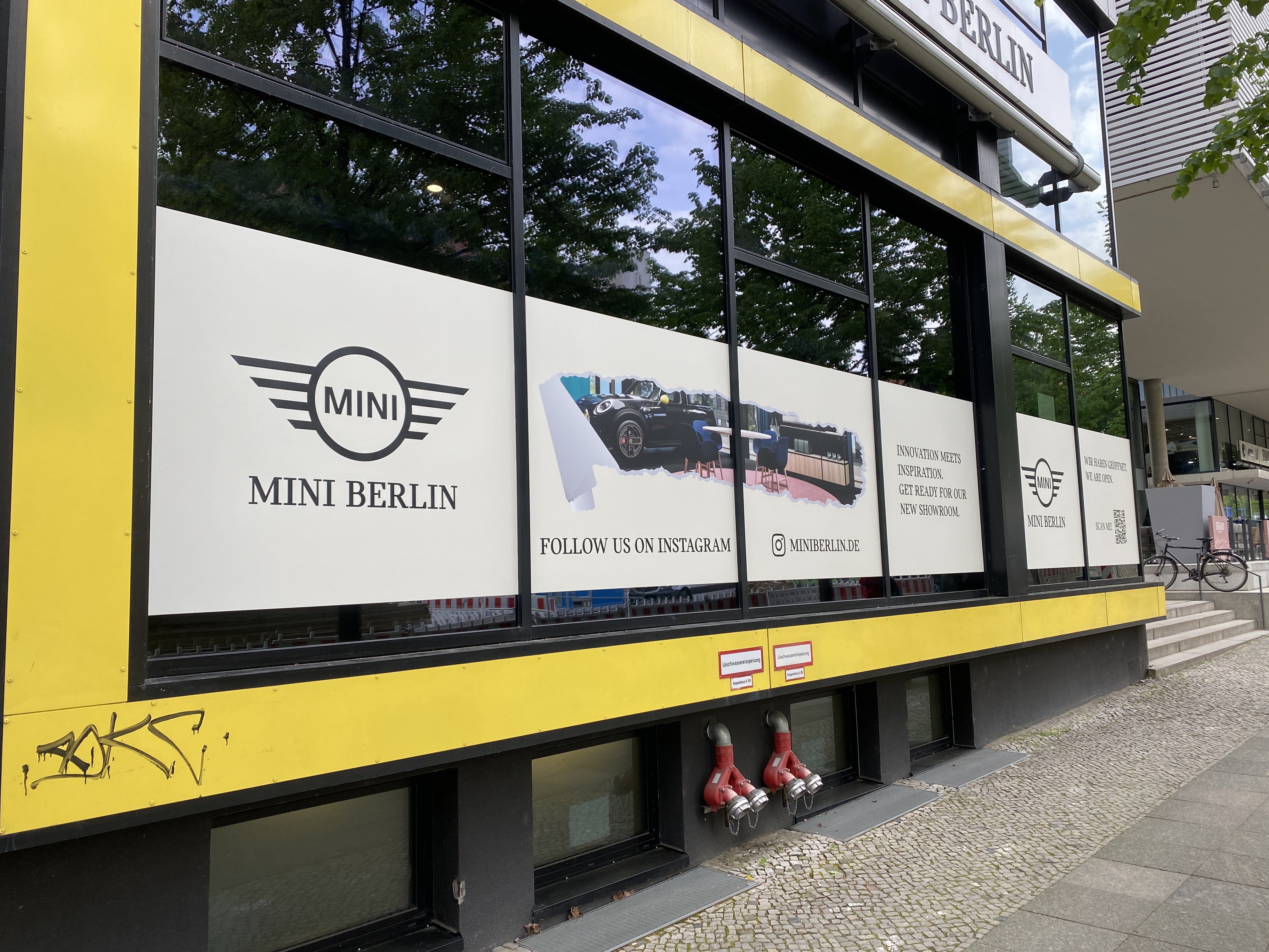 Fensterbeschriftung